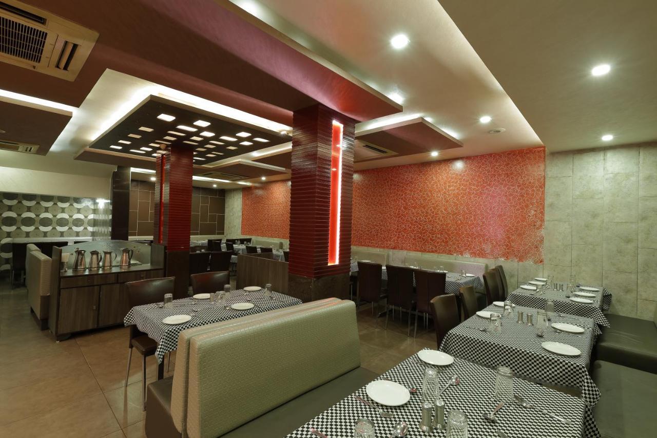 Hotel Good Night Αχμπανταμπάντ Εξωτερικό φωτογραφία
