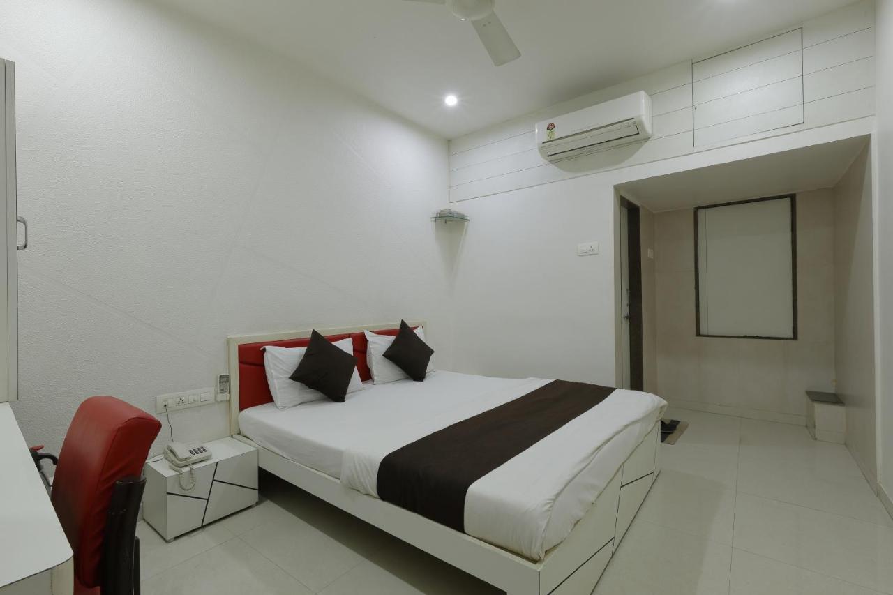 Hotel Good Night Αχμπανταμπάντ Εξωτερικό φωτογραφία
